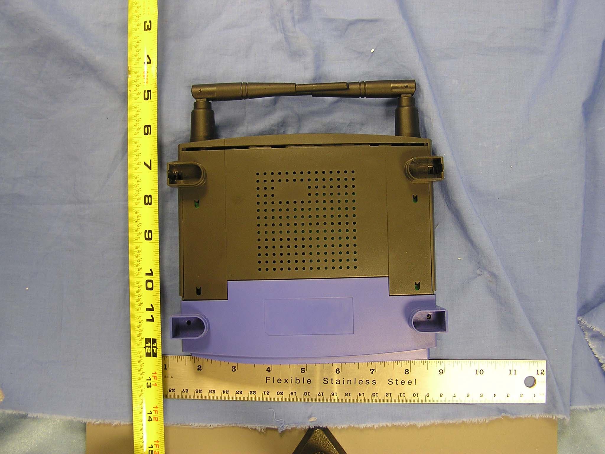 Wireless-G Broadband Router with 4-Port Switch - FCC ID Q87-WT54GV70 - LINKSYS LLC (2)