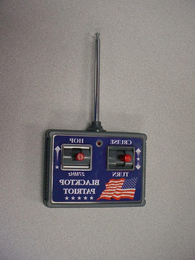 Remote Control Toy - FCC ID Q8R-7307001 - Craft House Corporation