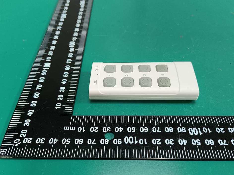 Remote Control Transmitter - FCC ID Q92-BH-24F8 - NINGBO BAIHUANG ELECTRIC APPLIANCES CO., LTD. (2)