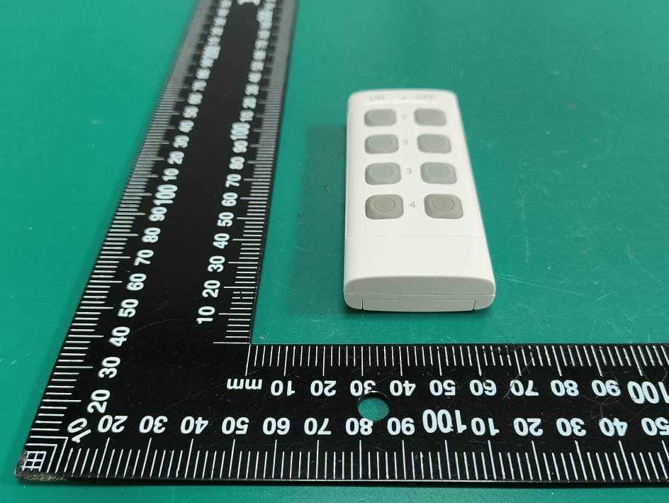 Remote Control Transmitter - FCC ID Q92-BH-24F8 - NINGBO BAIHUANG ELECTRIC APPLIANCES CO., LTD. (4)