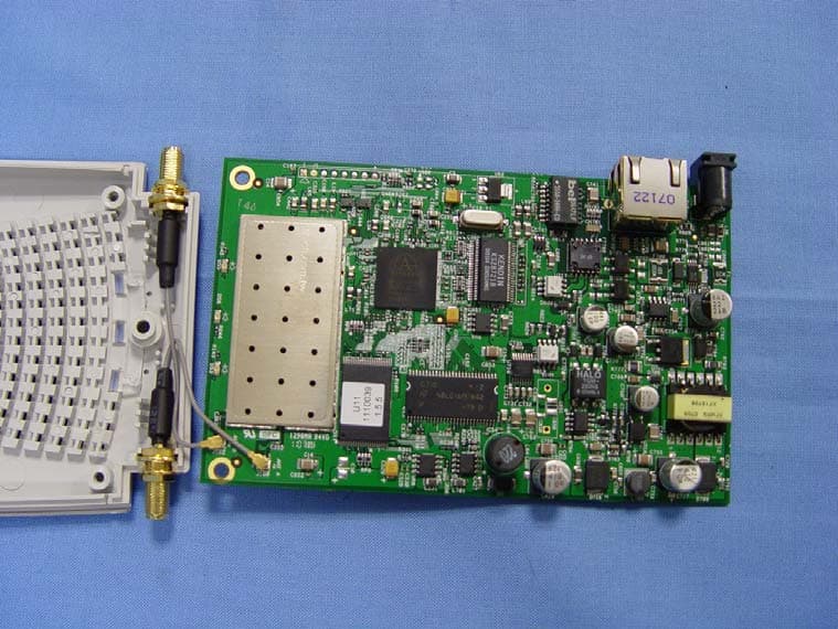 AP 60 and AP 61 Single-Radio Wireless Access Point - FCC ID Q9DAP6061SDR - Hewlett Packard Enterprise Company (2)