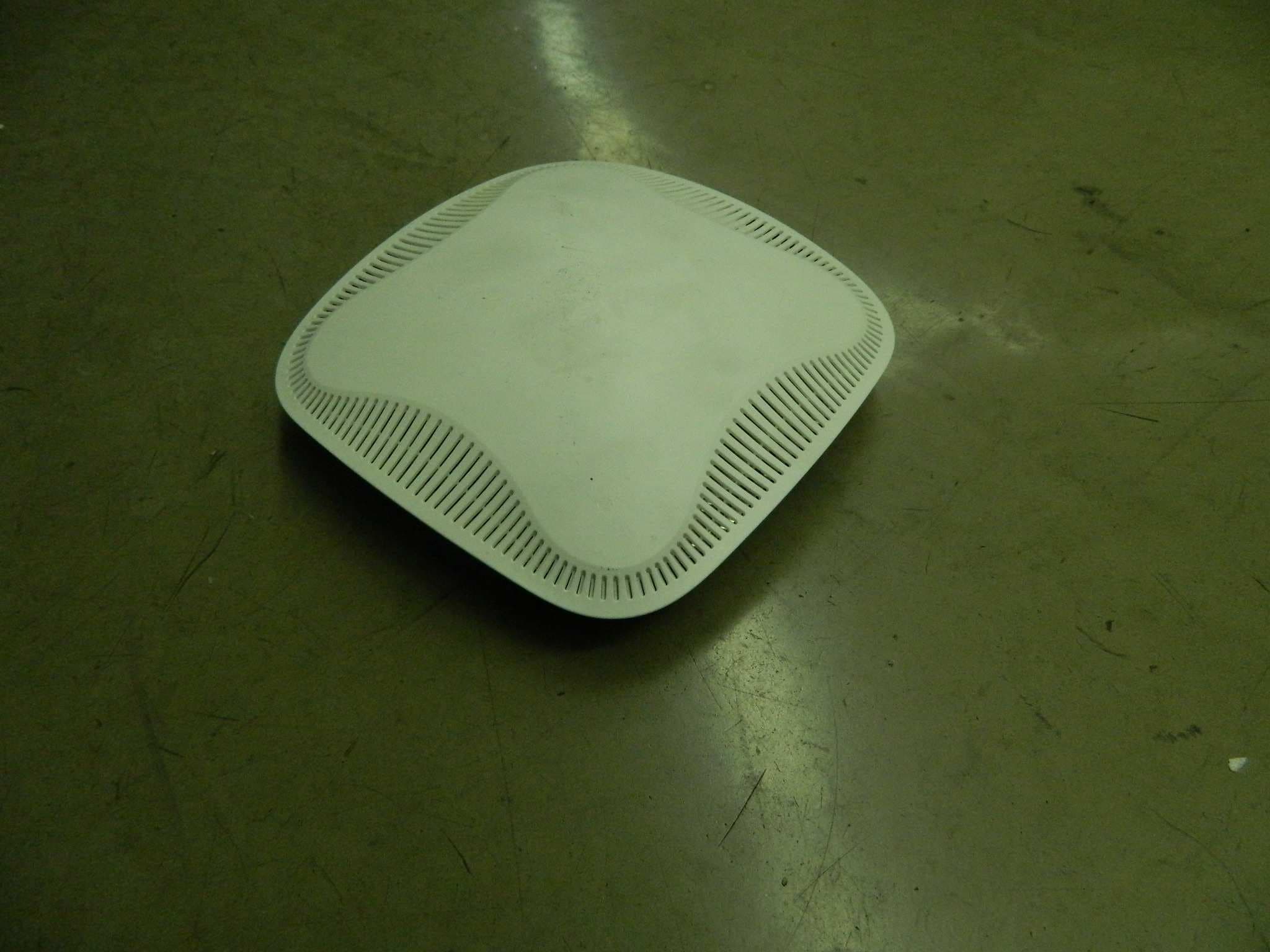 Wireless Access Point - FCC ID Q9DAPIN0103 - Hewlett Packard Enterprise Company (3)