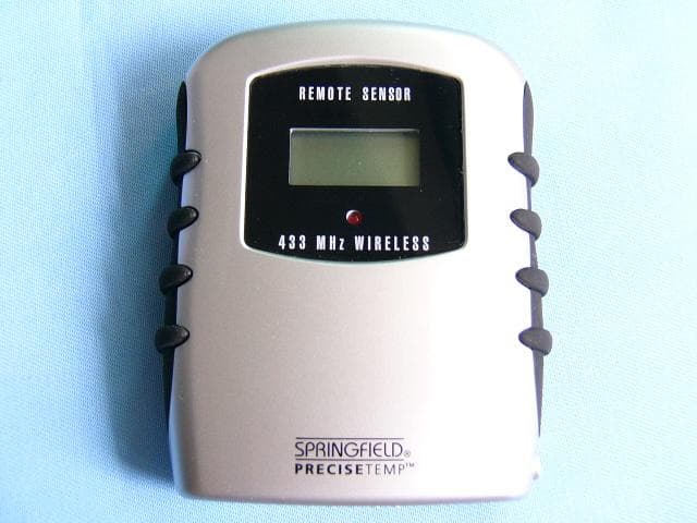 Wireless Thermometer - FCC ID Q9E-91166 - Carrin Electronics Co., Ltd. (2)