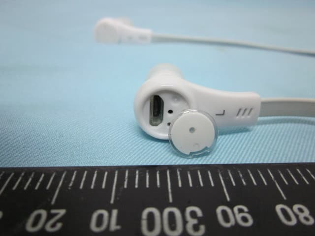 Wireless Bluetooth Earbuds - FCC ID Q9ONOODLEBUDS - Triamp Technology., Ltd. (2)
