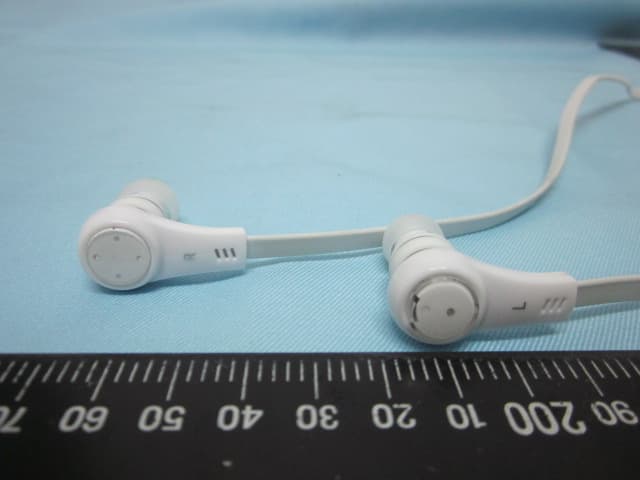 Wireless Bluetooth Earbuds - FCC ID Q9ONOODLEBUDS - Triamp Technology., Ltd. (4)