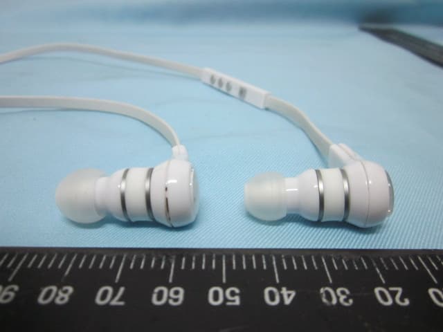 Wireless Bluetooth Earbuds - FCC ID Q9ONOODLEBUDS - Triamp Technology., Ltd. (3)