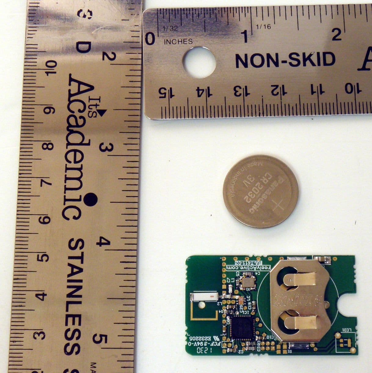Active RFID tag - FCC ID QASRA-T411-02 - 9266-5777 Quebec inc. (3)
