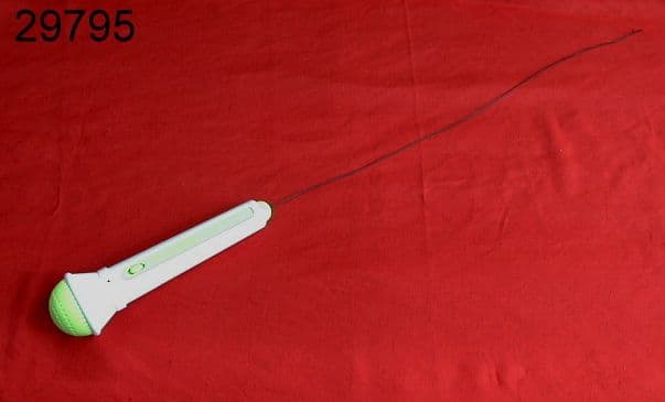 FM Wireless Microphone - FCC ID QCM197 - Wellproof Manufactory Limited