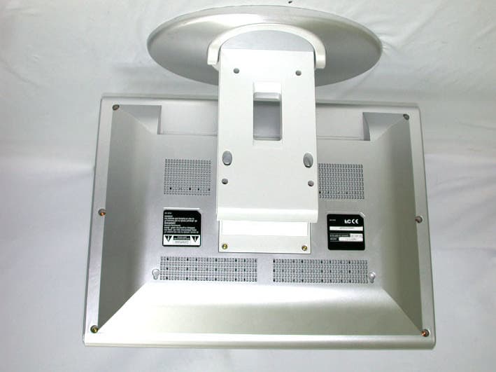 17'' LCD Color TV/Monitor - FCC ID QDBLT17DMP - SEVIT Co., Ltd. (2)