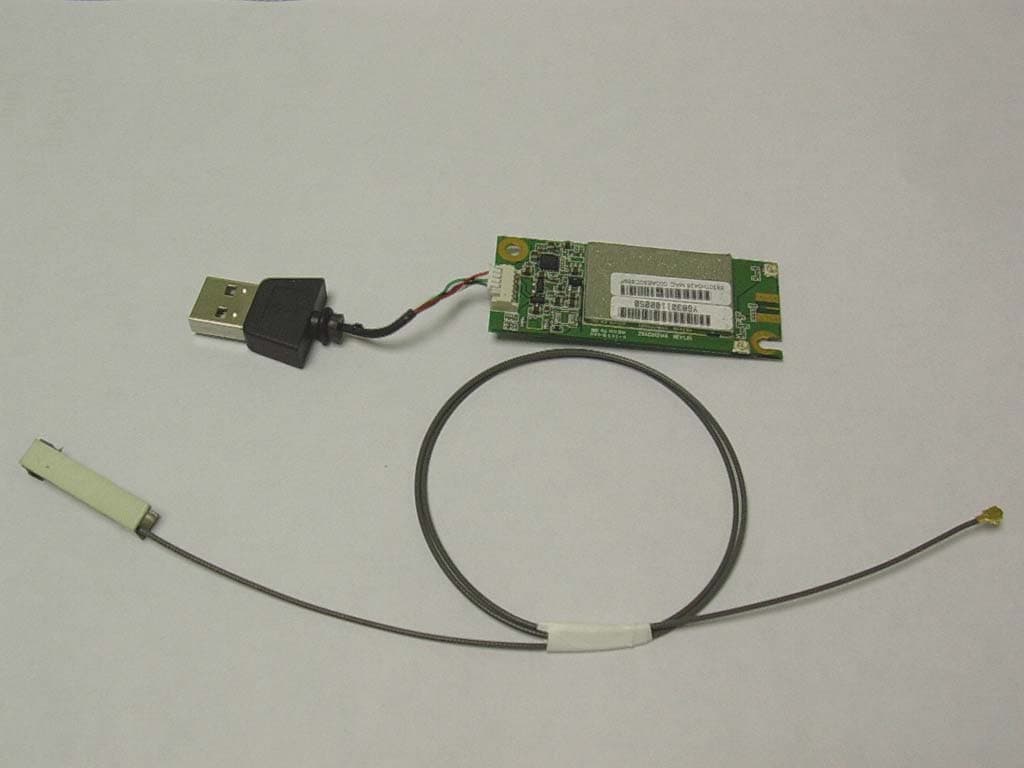 802.11g WLAN USB Module - FCC ID QDWWM168GC - AirVast Technology Inc.