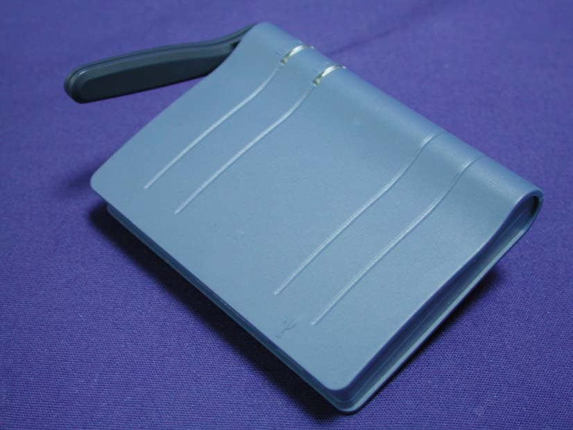 802.11b WLAN Mini-USB Adapter - FCC ID QDWWN210 - AirVast Technology Inc.