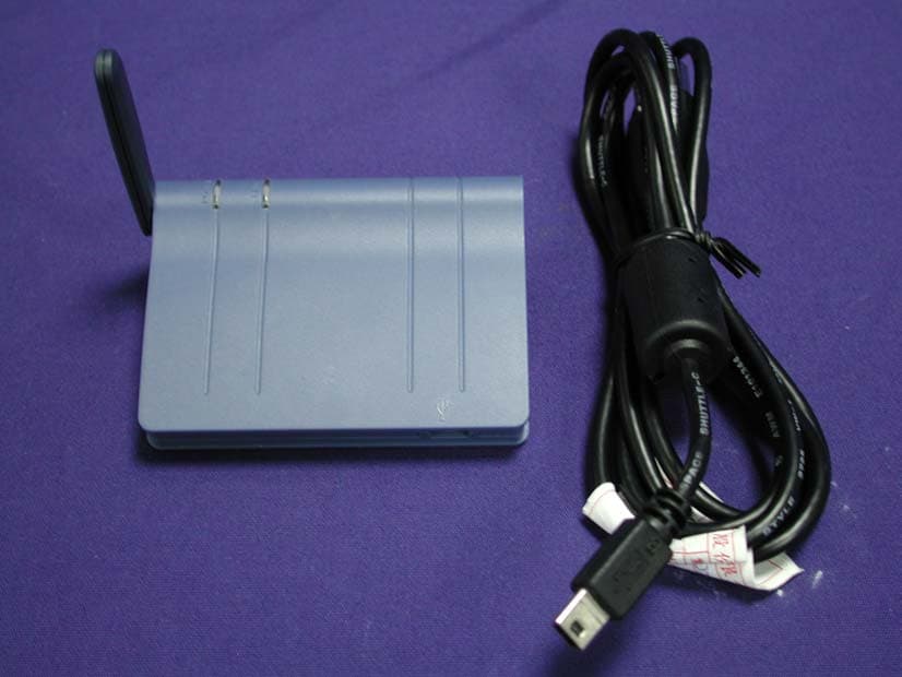 802.11b WLAN Mini-USB Adapter - FCC ID QDWWN210 - AirVast Technology Inc. (2)