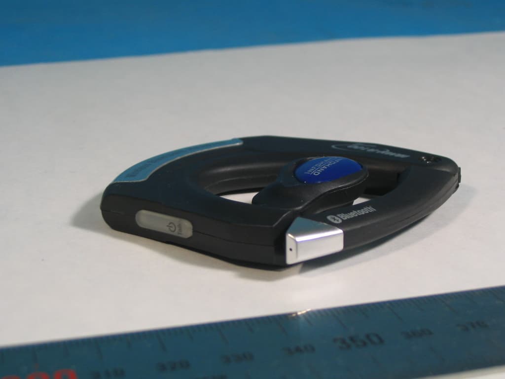 Wireless Bluetooth Headset - FCC ID QE6IBMH-A100 - Infohand Co., Ltd. (3)