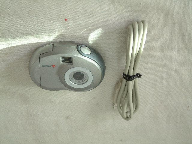Digital Camera - FCC ID QE6IH-MAGIC02AA - Infohand Co., Ltd. (2)
