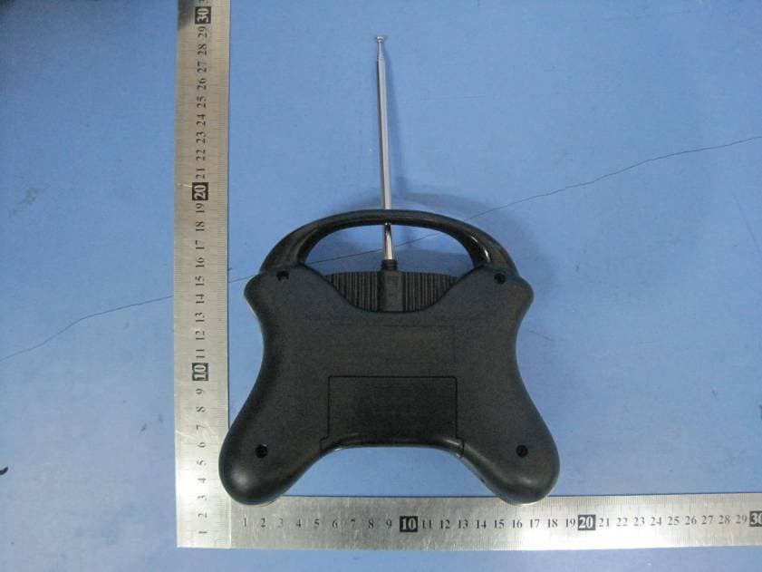 RC PLANE - FCC ID QE844070TX49 - Interactive Toy Concepts Limited (2)