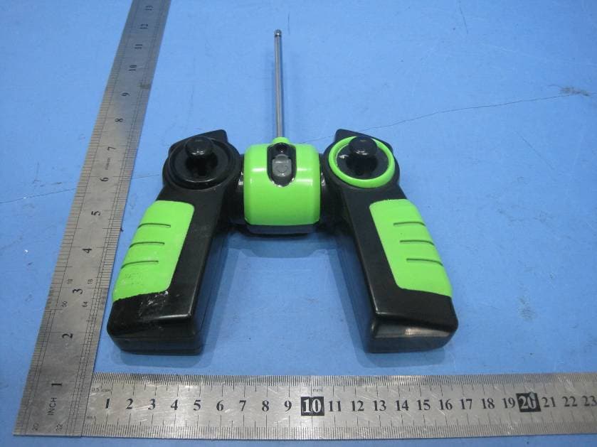 RC CAR - FCC ID QE844072TX27 - Interactive Toy Concepts Limited