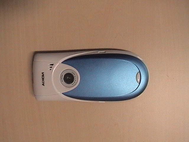 Nokia 3650 mobile phone - FCC ID QFXNHL-8 - Microsoft Corporation (3)