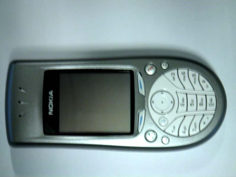 Tri band GSM tranceiver with Bluetooth - FCC ID QFXNHL-8X - Microsoft Corporation (3)