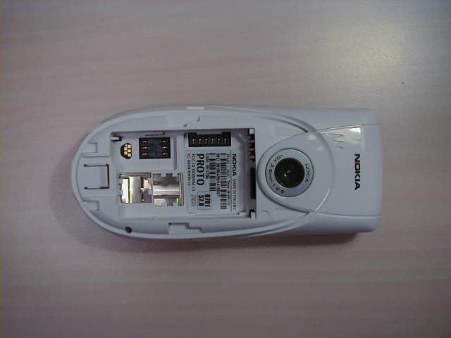 Dual Band GSM phone with Bluetooth - FCC ID QFXNHM-10X - Microsoft Corporation (2)