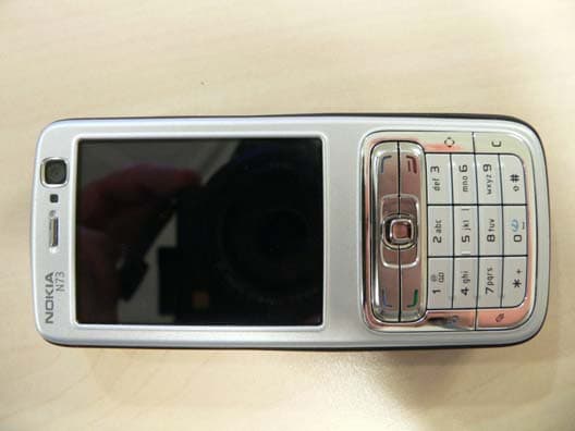WCDMA2100/GSM Cellular Phone with BT - FCC ID QFXRM-133X - Microsoft Corporation (2)