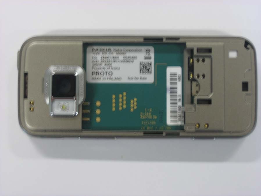 GSM Cellular Phone with BT - FCC ID QFXRM-236 - Microsoft Corporation