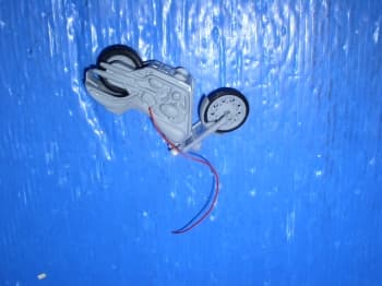 RC Motorcyle - FCC ID QG33200R49 - Planet Toys Worldwide Limited (2)