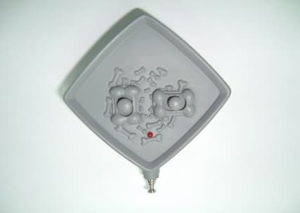 49.82-49.90 MHz WIRELESS R/CTX - FCC ID QG33282T49 - Planet Toys Worldwide Limited