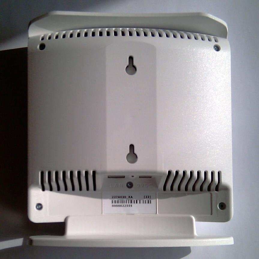 8 user 3G Access Point operating at UMTS Band 4 - FCC ID QGGIPA237C - Mavenir IPA UK Ltd (3)