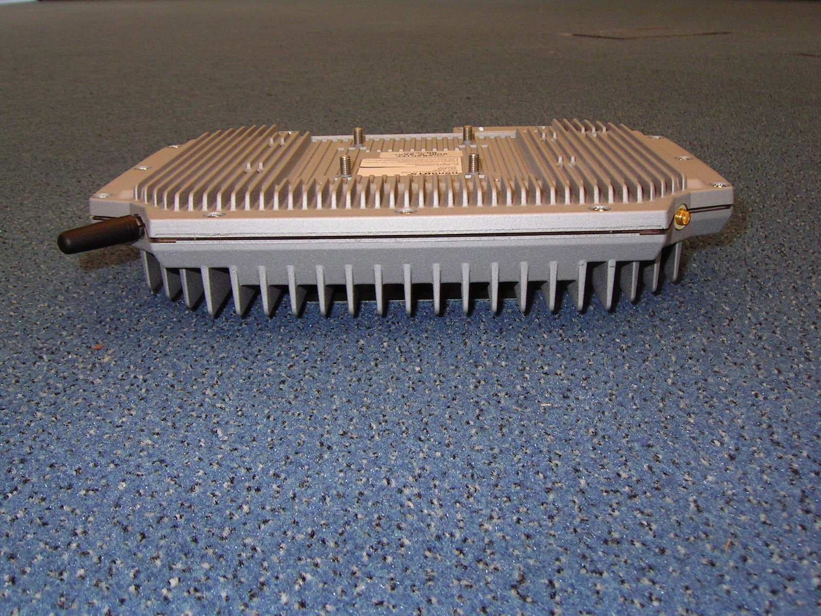 GSM 1900 picocellular basestation - FCC ID QGGKU02ZZP - Mavenir IPA UK Ltd