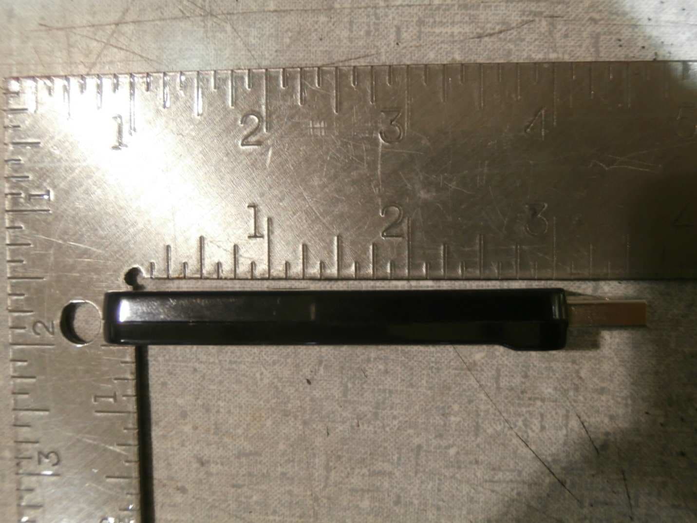 USB STICK - FCC ID QGH-VRUSB - Leviton Manufacturing Co., Inc.