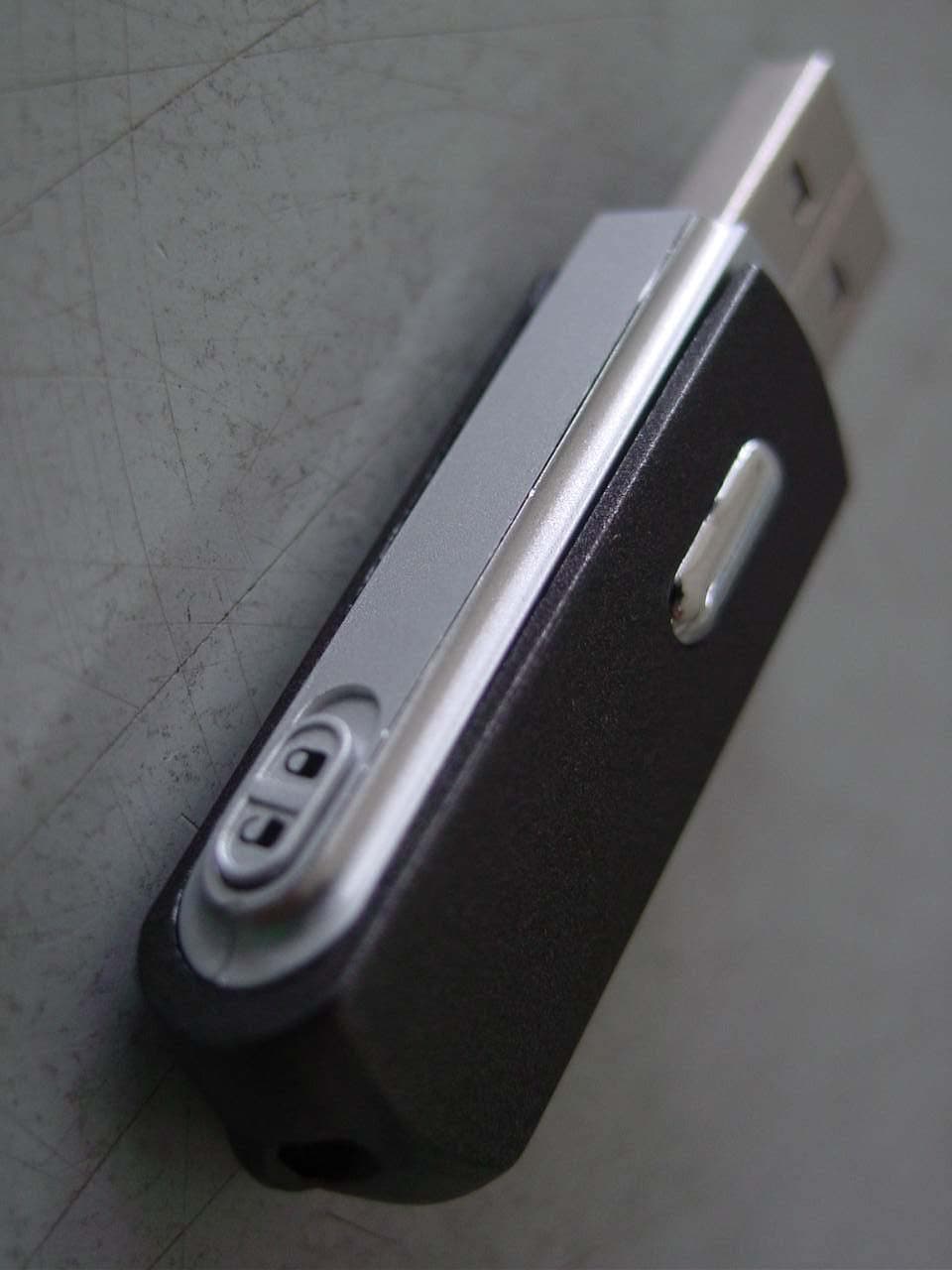 USB Flash Drive - FCC ID QH7AXIS20 - HANA Micron Inc. (2)