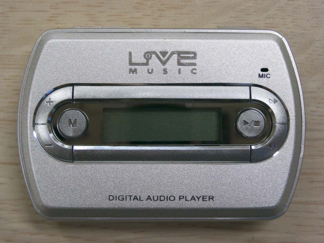 Digital Audio Player - FCC ID QHBCMT2003S - CM Tech Co., Ltd.