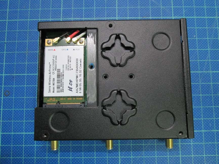 MXConnect M2M Advanced Industrial 4G/LTE Router - FCC ID QI3BIL-MX200 - Billion Electric Co., Ltd. (2)