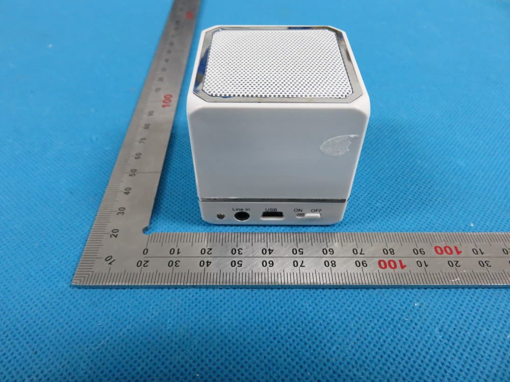Bluetooth speaker - FCC ID QIFB07 - My Music Group Limited (4)