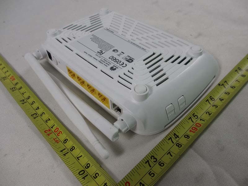 300Mbps Wireless ADSL2+ Router, Home Gateway - FCC ID QIS-HG532D - Huawei Technologies Co.,Ltd (2)
