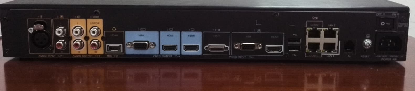 Videoconferencing Endpoint - FCC ID QIS-TE40 - Huawei Technologies Co.,Ltd (2)