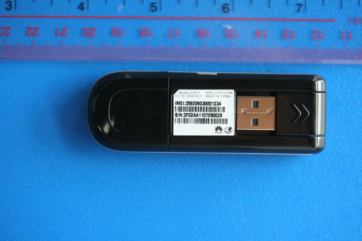 HSPA Rotatable USB Stick - FCC ID QISE1815 - Huawei Technologies Co.,Ltd (4)