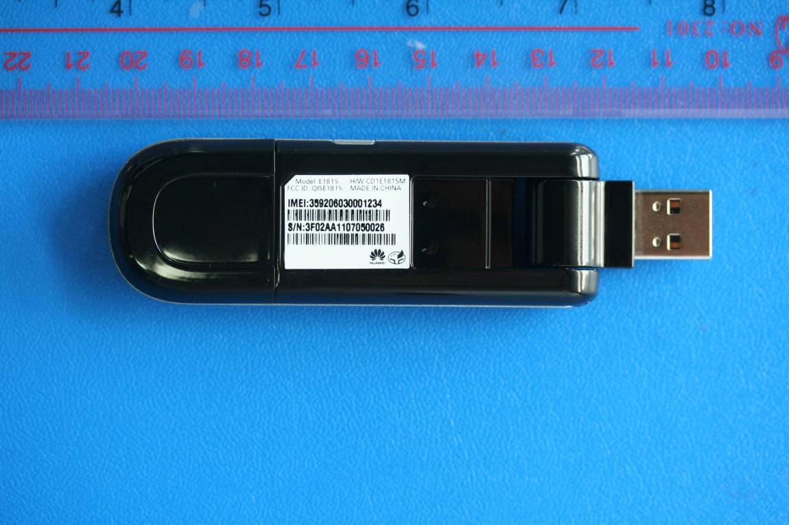 HSPA Rotatable USB Stick - FCC ID QISE1815 - Huawei Technologies Co.,Ltd (2)