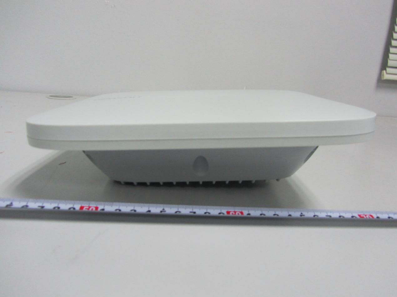 LTE CPE - FCC ID QISEA660-160 - Huawei Technologies Co.,Ltd (5)