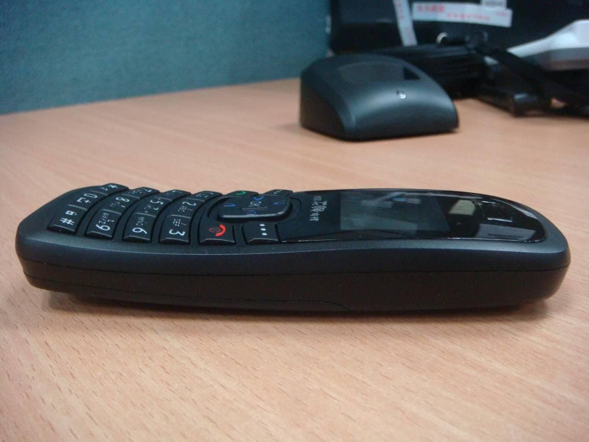 CDMA Cellular Phone - FCC ID QISFC8221 - Huawei Technologies Co.,Ltd (5)