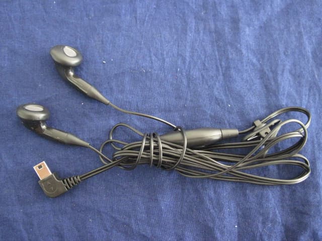 GSM Mobile Phone - FCC ID QISG1000 - Huawei Technologies Co.,Ltd (2)