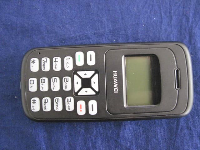 GSM Mobile Phone - FCC ID QISG1000 - Huawei Technologies Co.,Ltd (3)