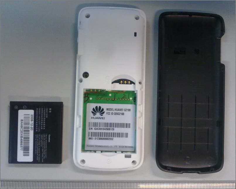 GSM Mobile Phone - FCC ID QISG2100 - Huawei Technologies Co.,Ltd