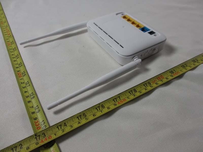 300Mbps Wireless Router - FCC ID QISHG232F - Huawei Technologies Co.,Ltd (4)