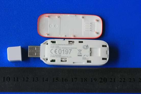 HSPA + USB Stick, with GSM/GPRS/EDGE - FCC ID QISK4305 - Huawei Technologies Co.,Ltd (4)