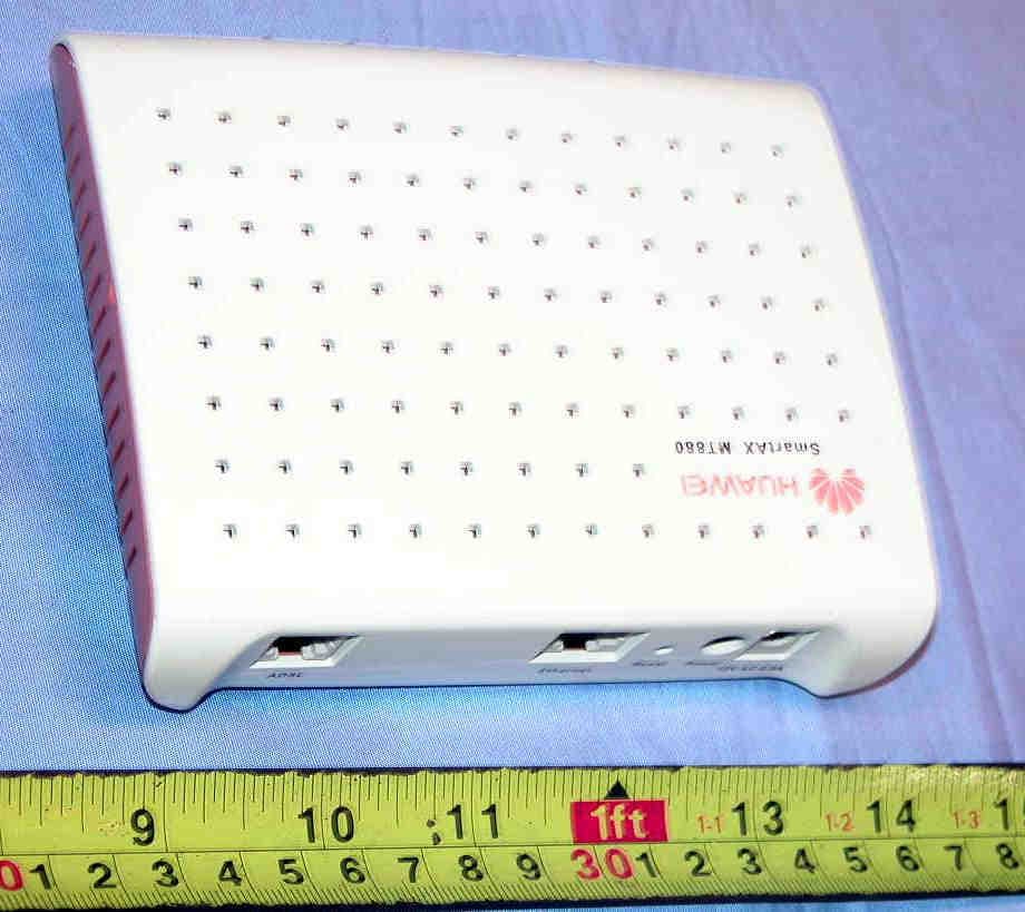 ADSL Router - FCC ID QISMT882 - Huawei Technologies Co.,Ltd (2)