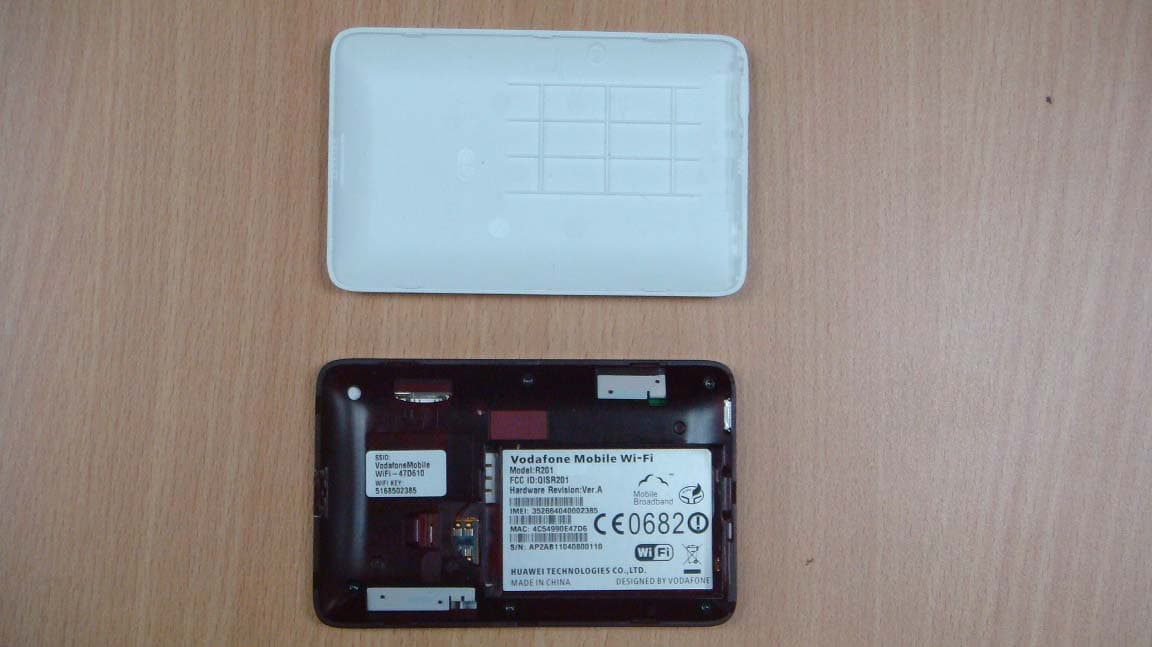Vodafone Mobile Wi-Fi - FCC ID QISR201 - Huawei Technologies Co.,Ltd (3)