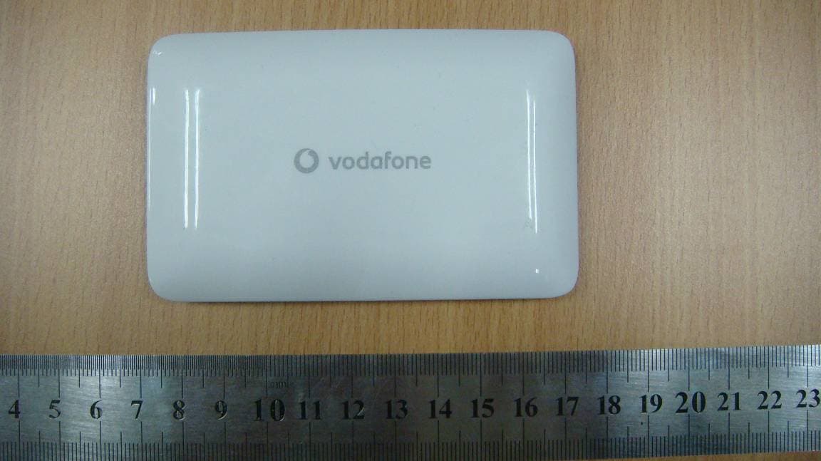 Vodafone Mobile Wi-Fi - FCC ID QISR201 - Huawei Technologies Co.,Ltd (2)