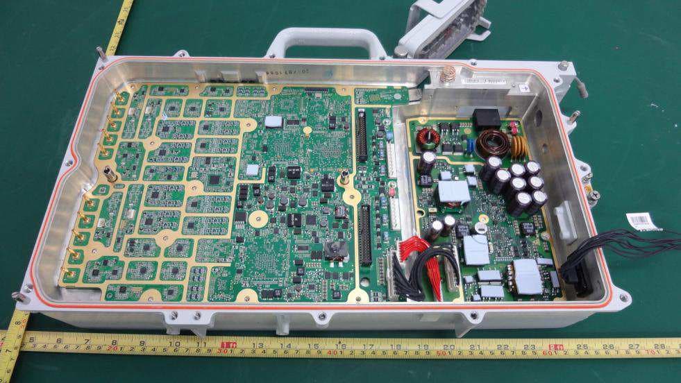 RRU3252 Remote Radio Unit - FCC ID QISRRU3252B41 - Huawei Technologies Co.,Ltd