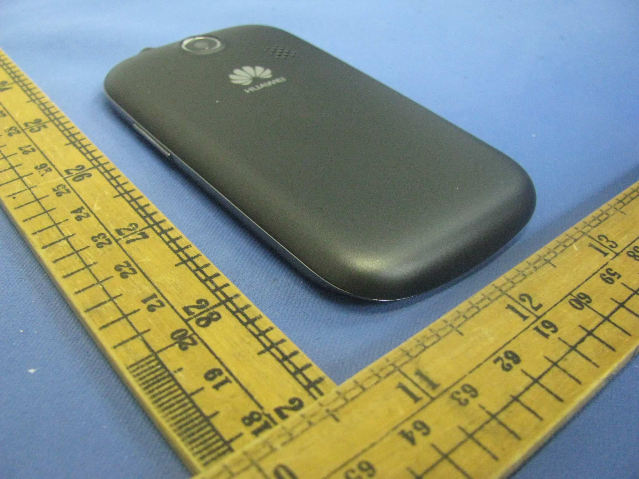 HUAWEI Ascend Y 101; HSDPA/UMTS/GPRS/GSM/EDGE Mobile Phone with Bluetooth - FCC ID QISU8186-5 - Huawei Technologies Co.,Ltd (4)
